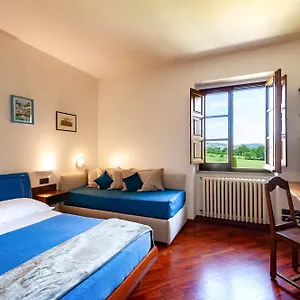 https://torrebianca-tuscany.it-tuscanyhotel.com